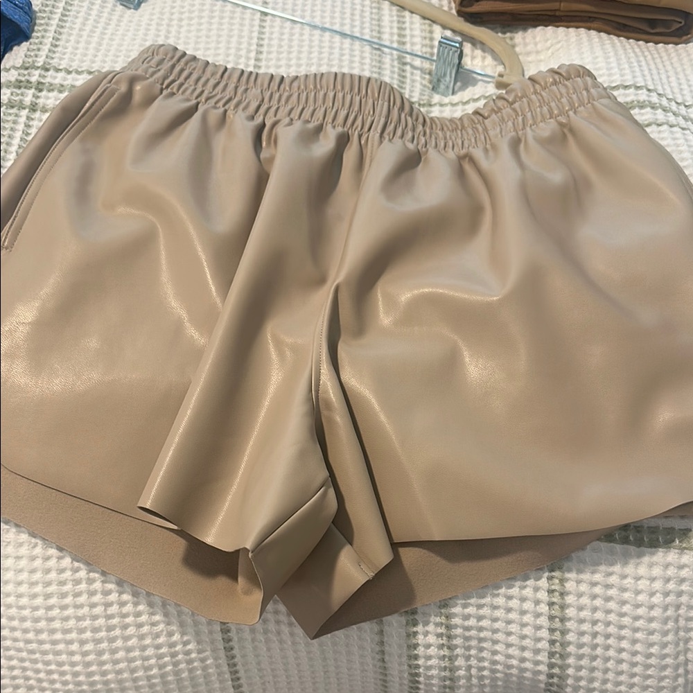 Abercrombie & Fitch Women's Beige vegan leather shorts